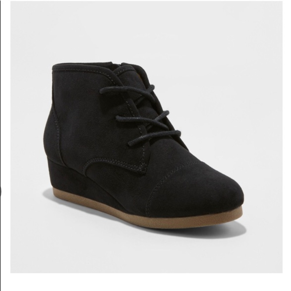 Mad Love Black Wedge Booties Sz6